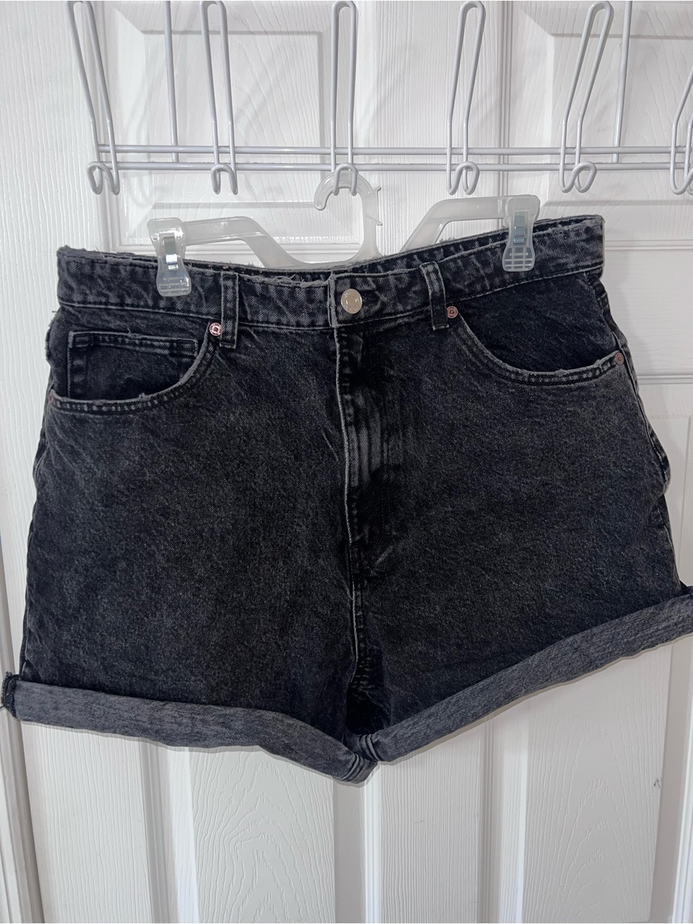 ZARA High Rise Mom Fit Denim Shorts Washed Black Cuffed Roller TRF